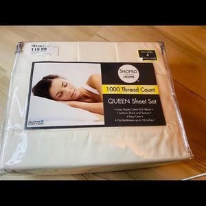 NEW, 1000 Thread Count Queen Size Sheets